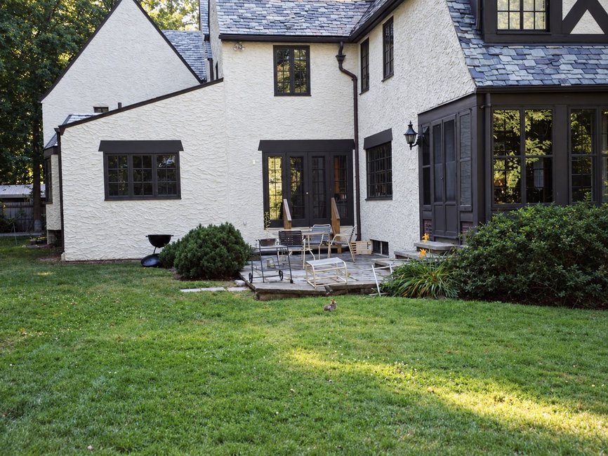scarsdale tudor patio before